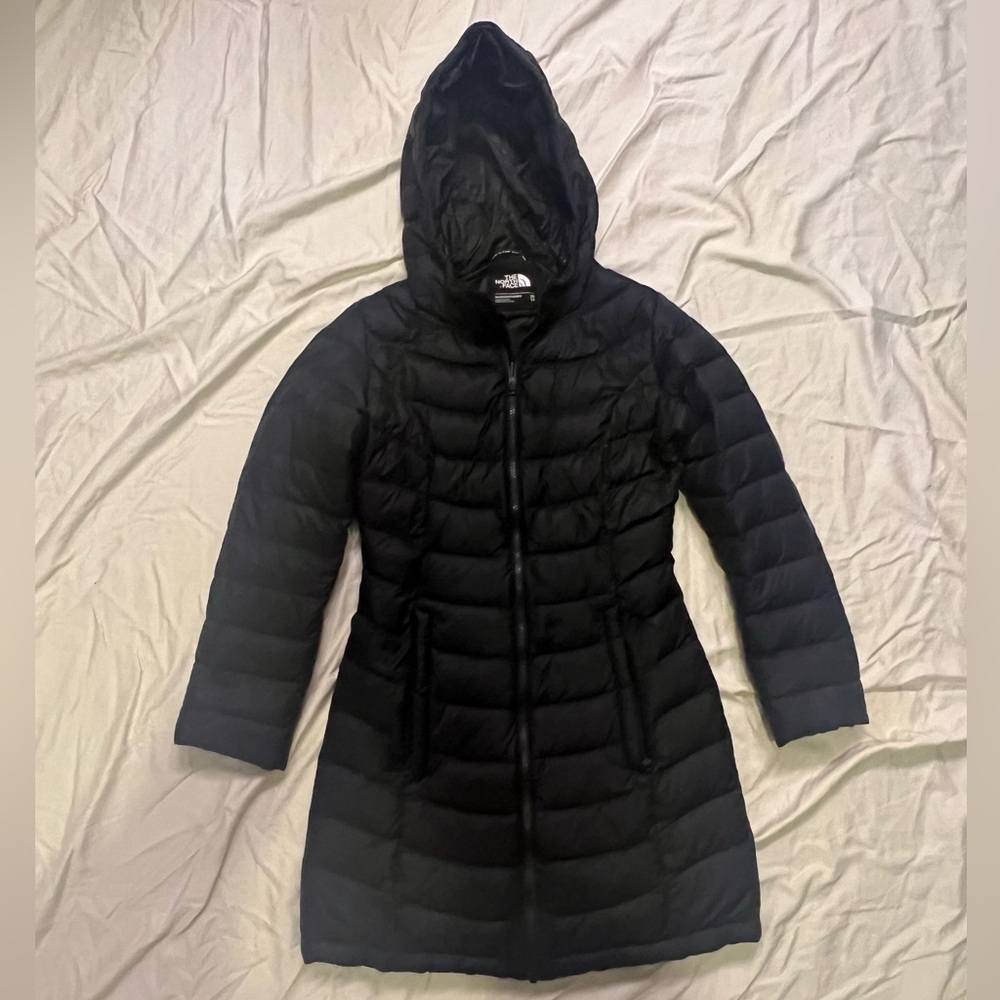 The North Face Women's Black Hooded Puffer XS Coat